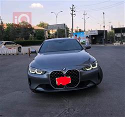 بی ئێم دەبڵیو 4 سیریەس